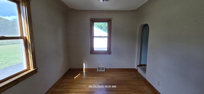 Building Photo - 4729 Carlstrom Rd