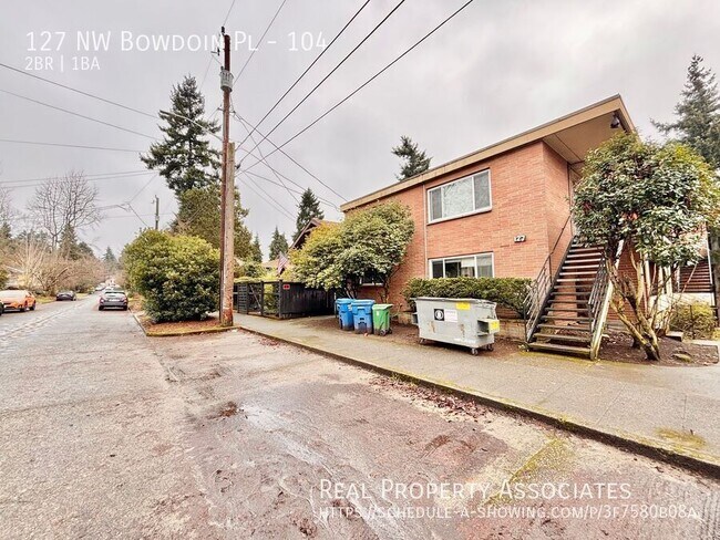 Building Photo - 127 NW Bowdoin Pl