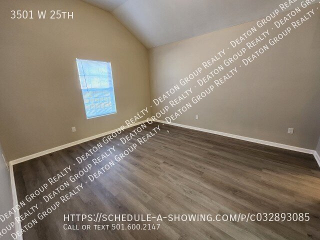 Building Photo - 3501 W 25th St