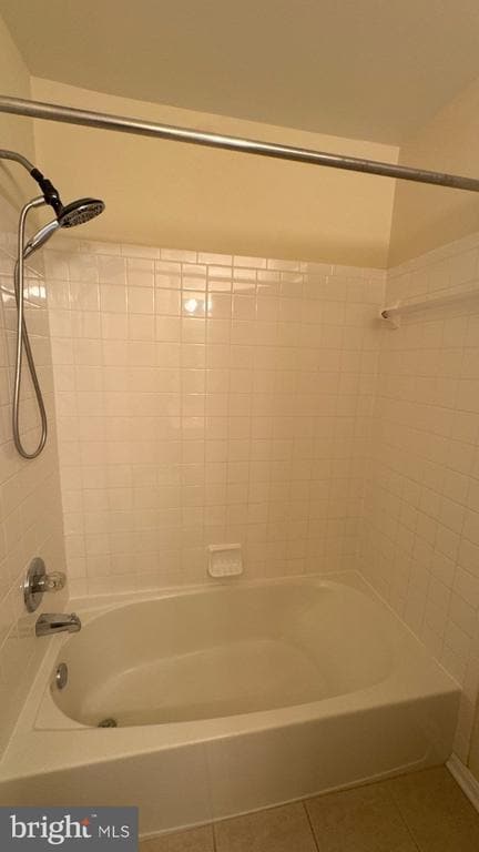 Building Photo - 10715 Symphony Way