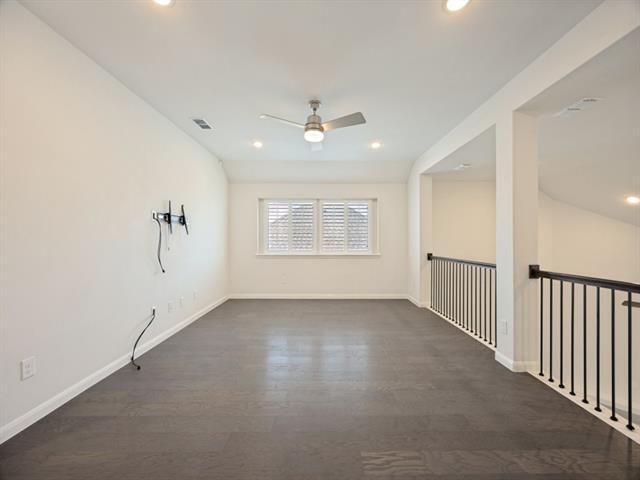 Building Photo - 808 Mathew Dr