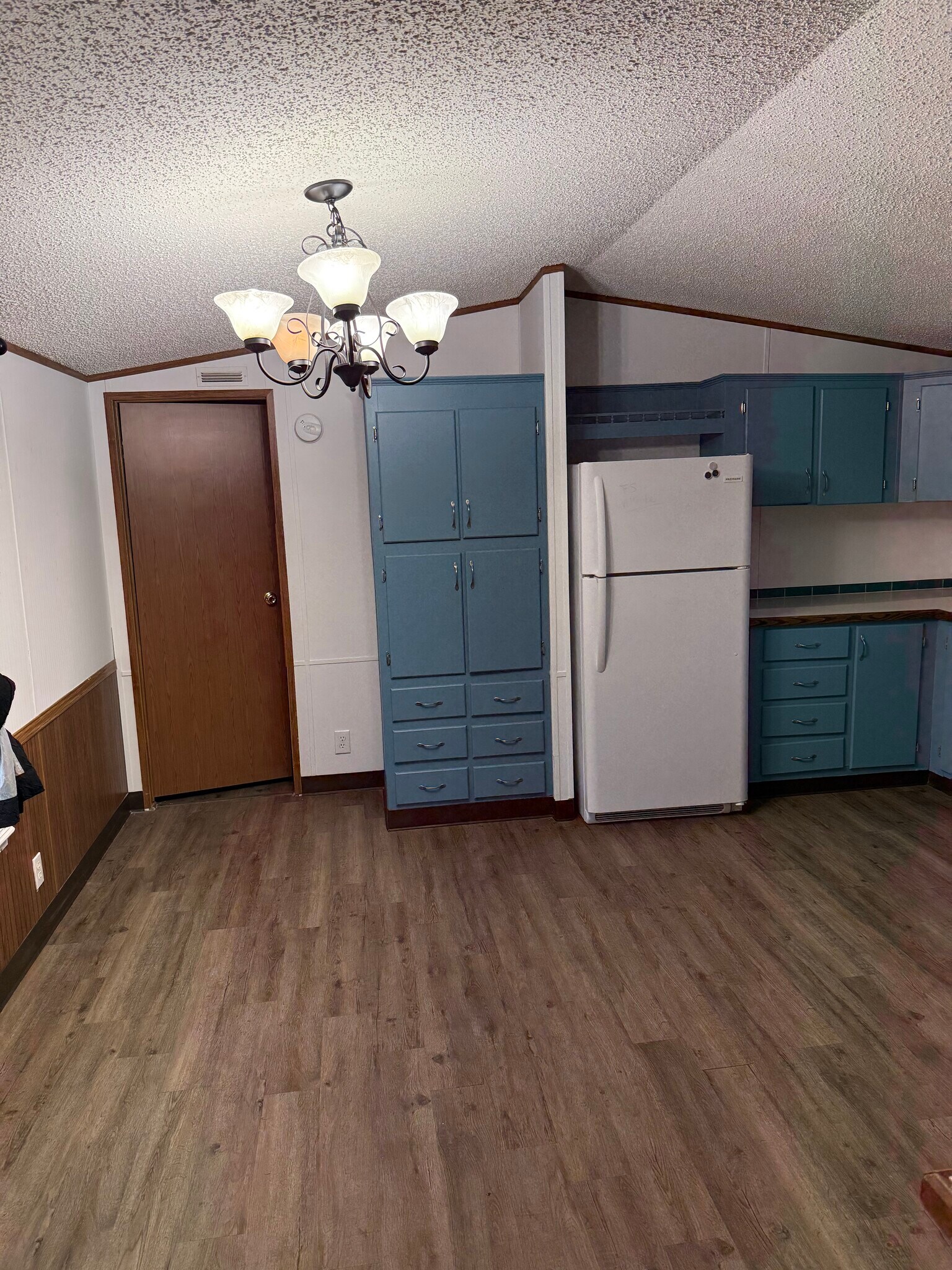 Building Photo - 2058 Krist Ln