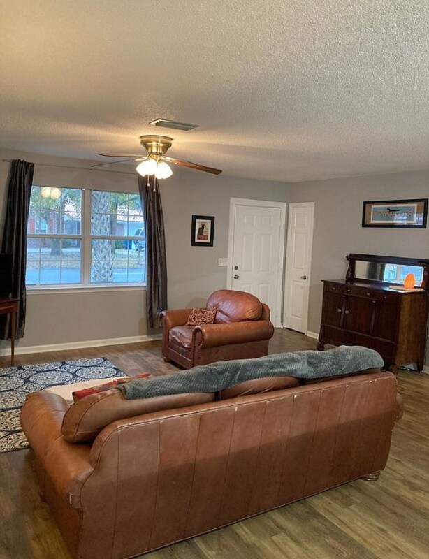 Building Photo - 111 Glynn Marsh Cir