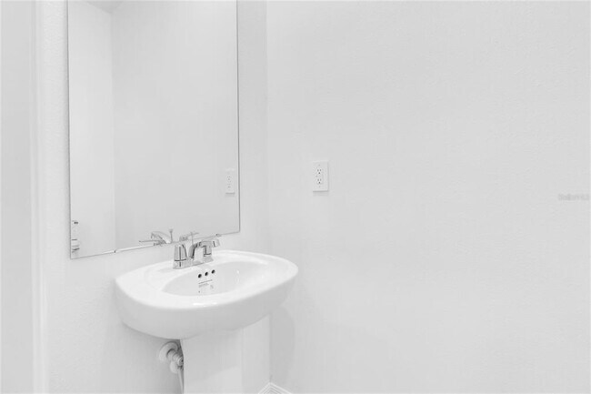 Building Photo - 10881 Molasses Wy