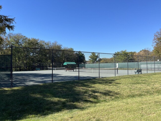 Building Photo - Welcome to this beautifully remodeled sing...