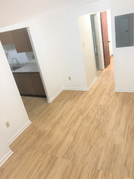 Building Photo - 6350 Forward Ave