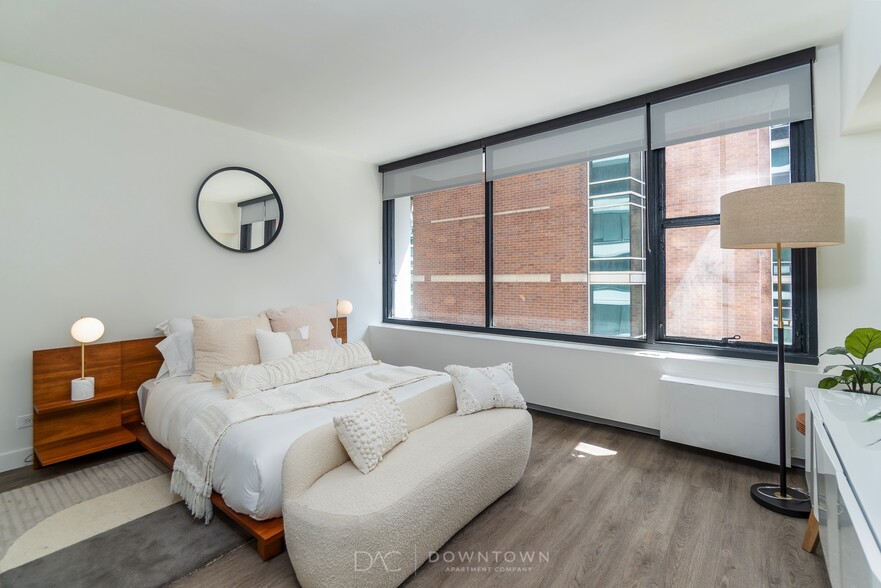Building Photo - 6 E Chestnut St