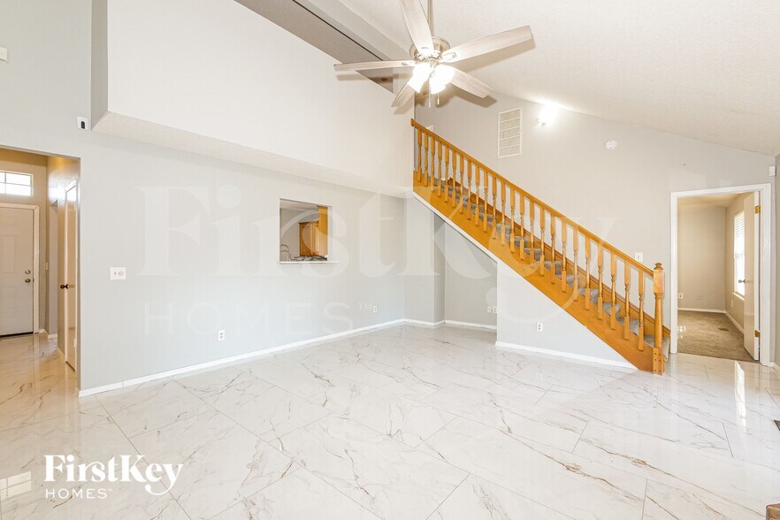 Building Photo - 1912 Dena Dr