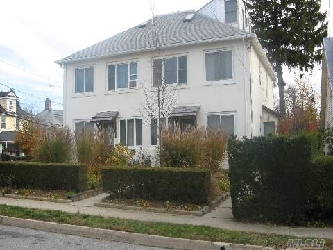 Primary Photo - 48 Birch St