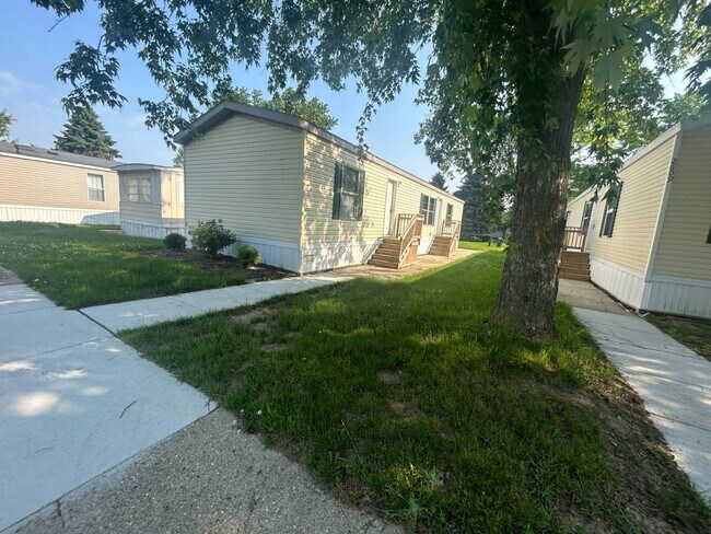 Building Photo - 2607 Thornbury Ln