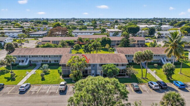 Building Photo - 378 Sheffield P