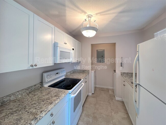 Building Photo - 18134 Matanzas Rd