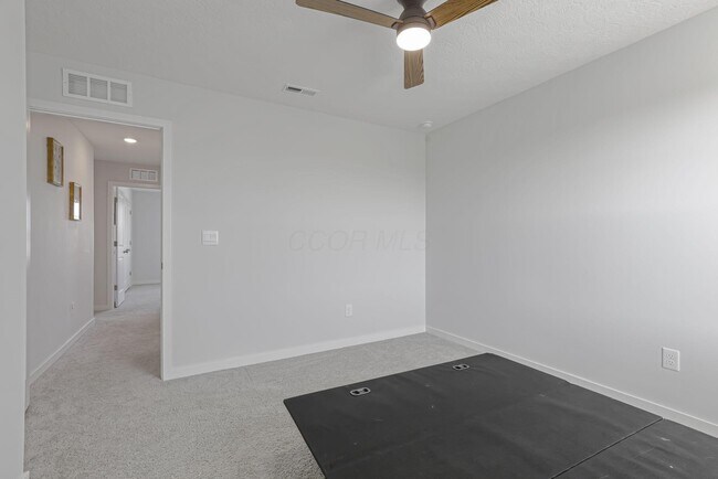 Building Photo - 758 Leslie Dr