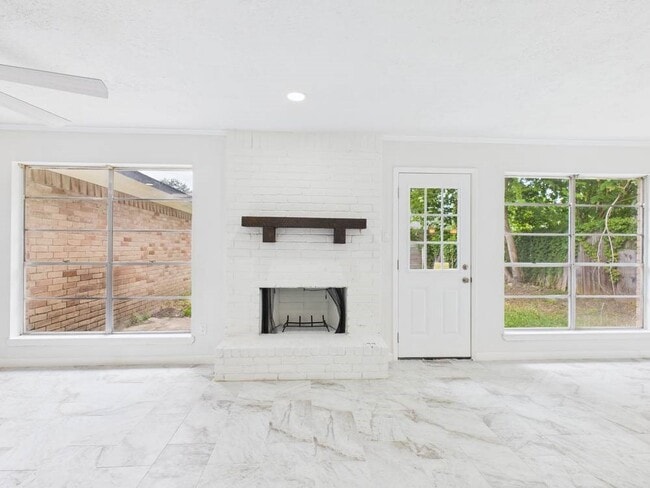 Building Photo - 506 Coppersmith Dr