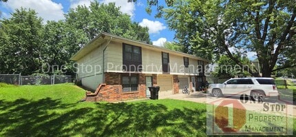 Building Photo - 16618 E 3 Terrace N