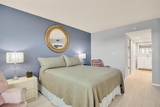 Building Photo - 1702 Andros Isle