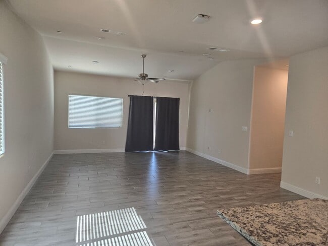 Building Photo - Beautiful home ready for your family available June!