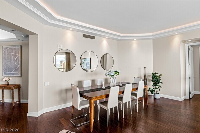 Building Photo - 2777 Paradise Rd