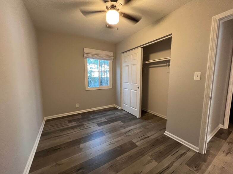 Building Photo - 7307 Ensign Ave