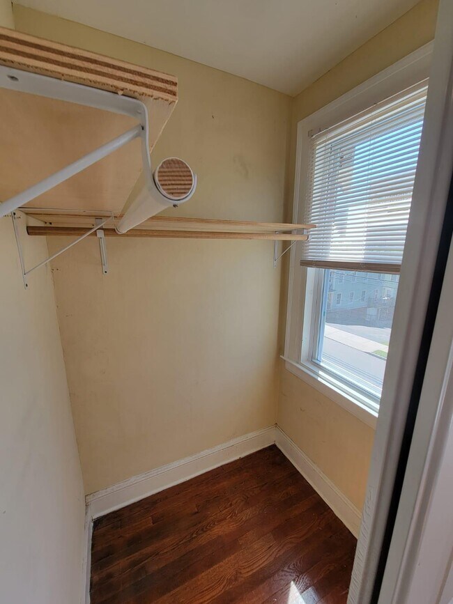 Building Photo - 489 Quinnipiac Ave