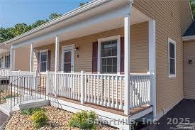 Primary Photo - 4 Grove St