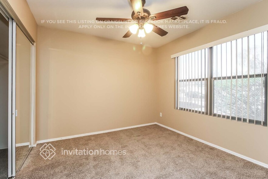 Building Photo - 8525 E Laguna Azul Ave