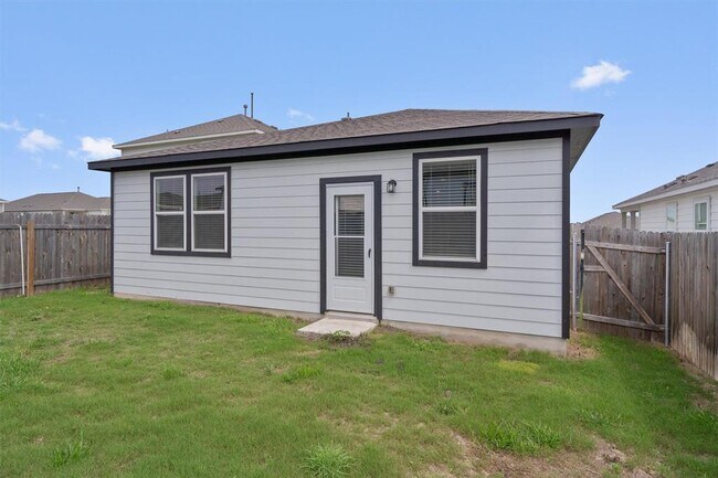 Building Photo - 10613 Ridan Wy