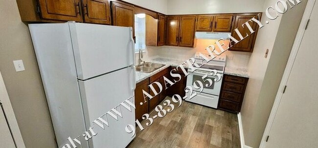 Building Photo - Nice 3 Bed 1.5 Bath Duplex in Leavenworth-Available NOW!!