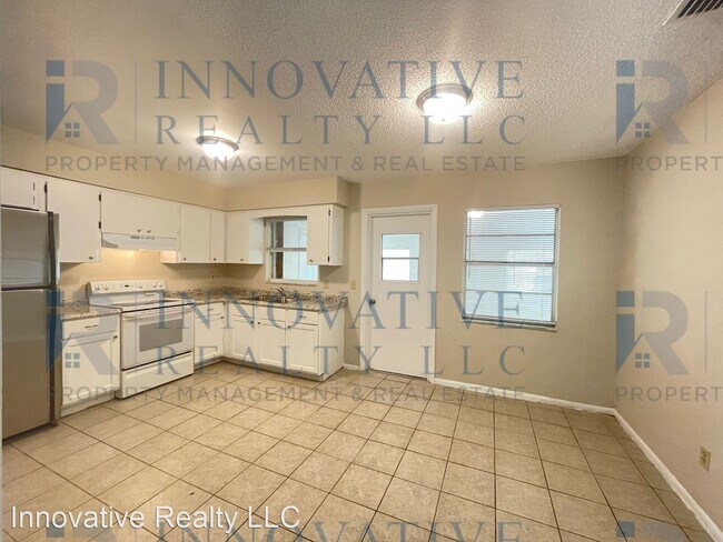 Building Photo - 4 br, 3 bath House - 4538 Canna Drive