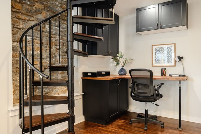 Building Photo - 1354 Broadway