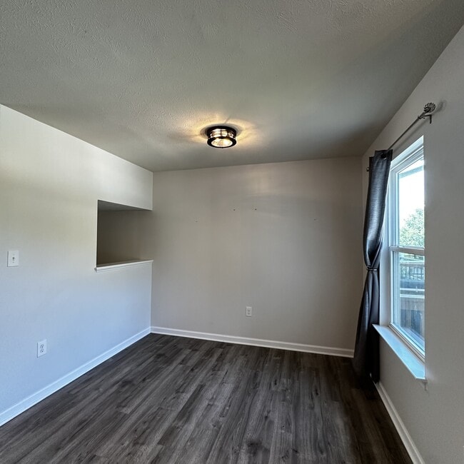 Building Photo - 172 Birds Eye View Dr