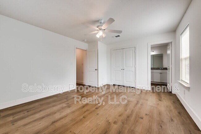 Building Photo - 168 Private Rd 2202