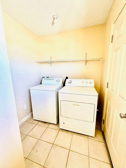 Laundry room - 6688 National Park Dr