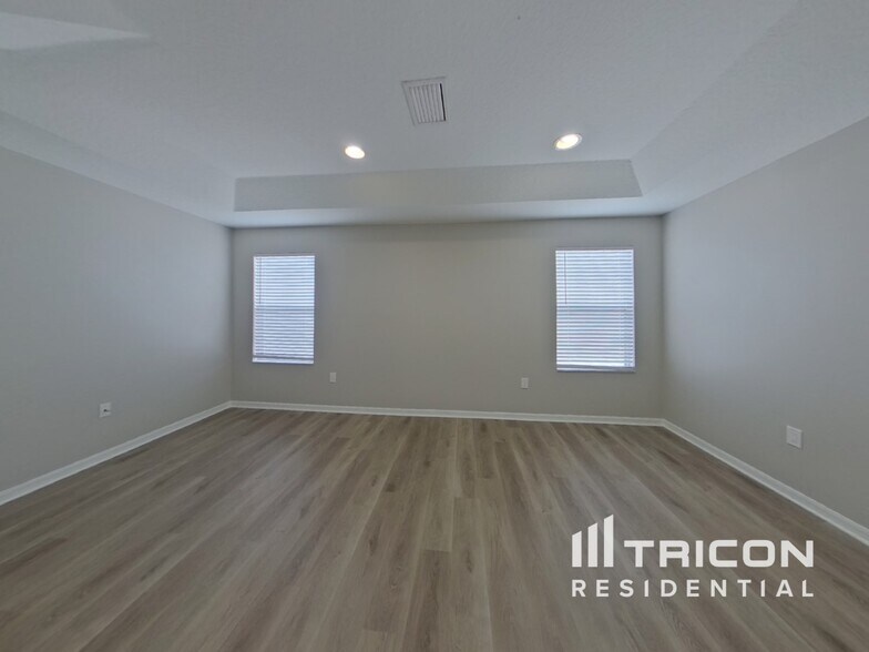Building Photo - 10454 River Bream Dr