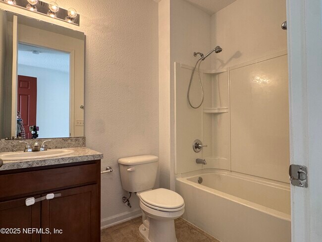 Building Photo - 2904 Laurel Springs Dr