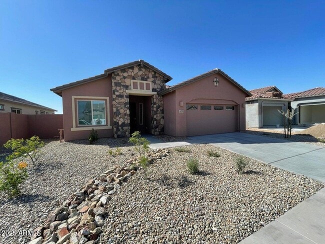 Primary Photo - 16739 W Sand Hills Rd