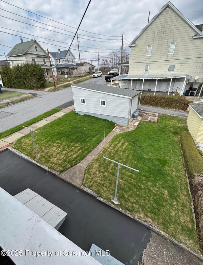 Building Photo - 1444 Thackery St