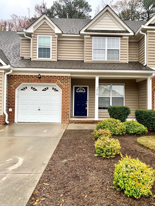 Primary Photo - BEAUTIFUL 3 BED/2.5 BATH CONDO, SPACIOUS &...