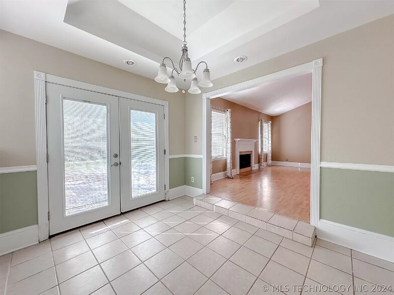 Building Photo - 2906 W 63rd St S