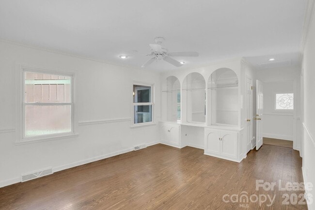 Building Photo - 408 Wilby Dr