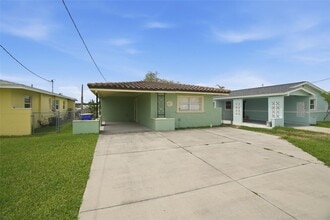 Building Photo - 4436 Floramar Terrace