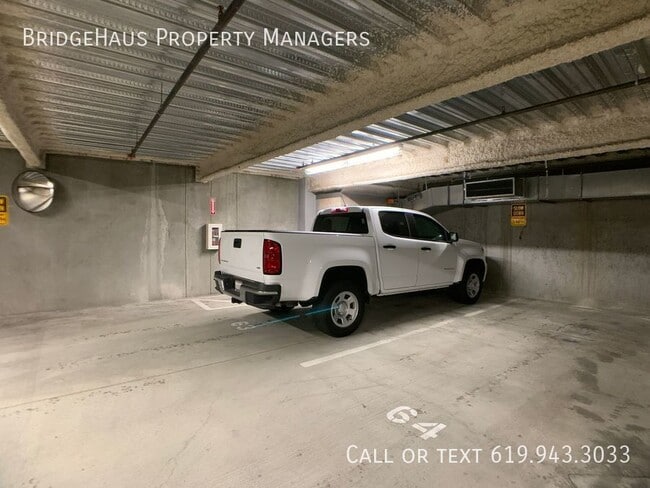 Building Photo - 875 G St