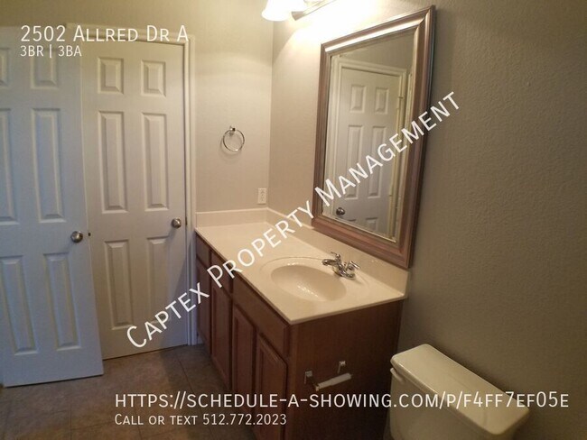 Building Photo - 2502 Allred Dr