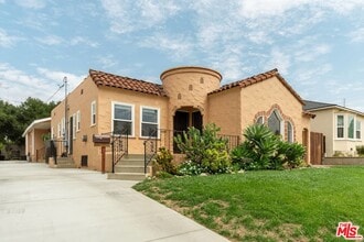 Building Photo - 4571 Alumni Ave