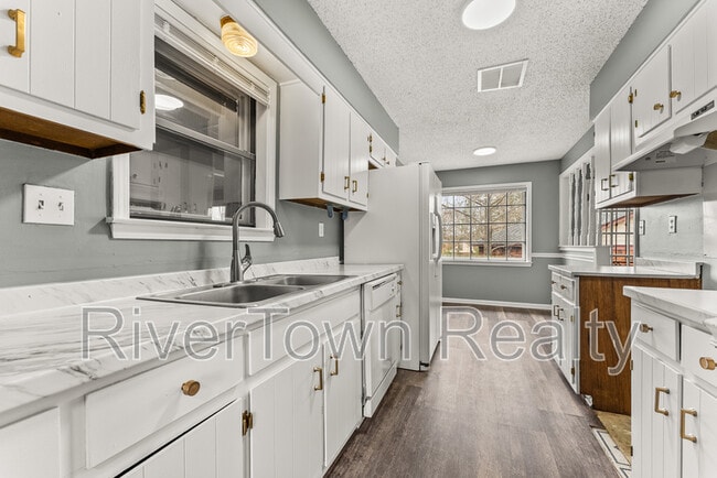 Building Photo - 4481 Walden Glen Cv