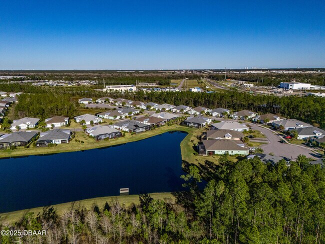 Building Photo - 225 St Somewhere Dr