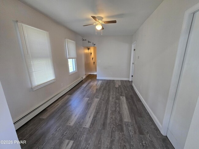 Building Photo - 37 Green St