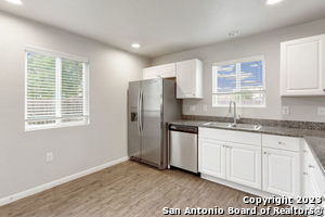 Building Photo - 10538 Legacy Cv