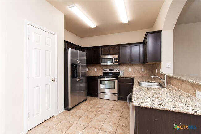 Building Photo - 5304 Waterbank Ln
