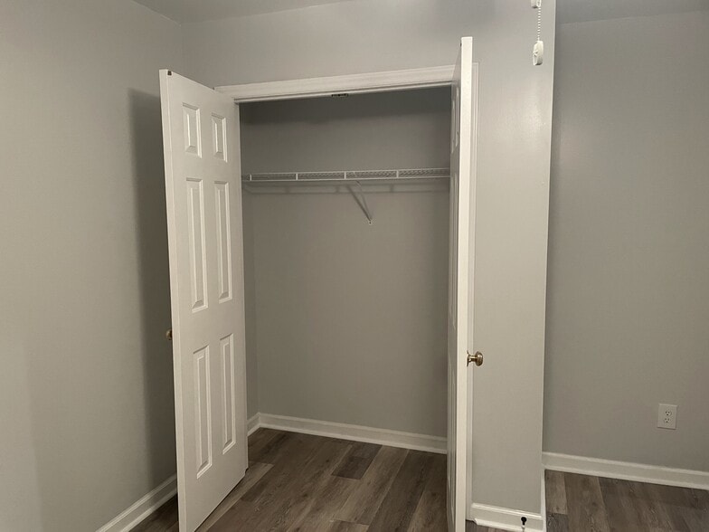 Guest Bedroom #2 Closet - 104 Ironwood Ln